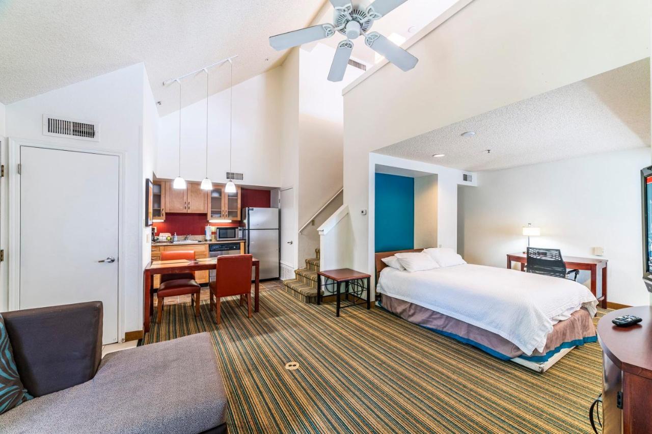 Metro Phoenix Loft Sleeps 6 Экстерьер фото