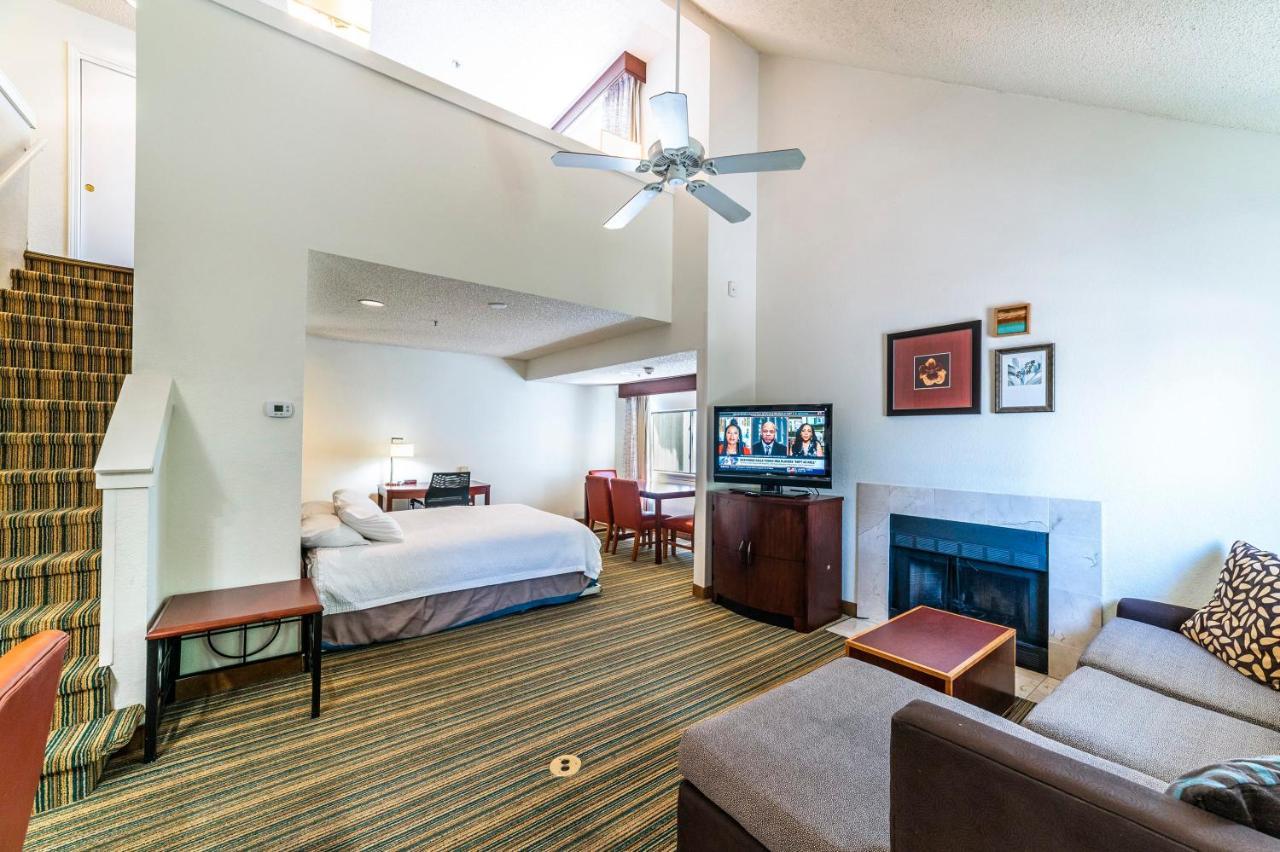 Metro Phoenix Loft Sleeps 6 Экстерьер фото