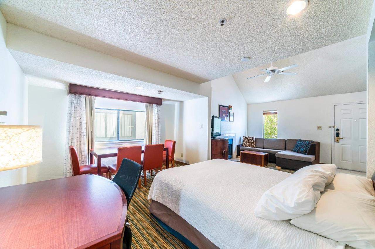 Metro Phoenix Loft Sleeps 6 Экстерьер фото