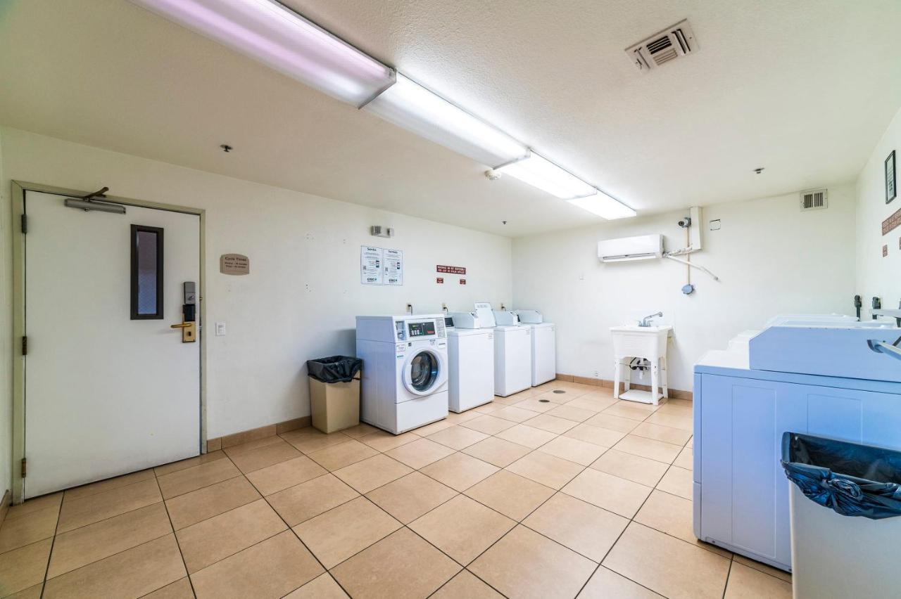 Metro Phoenix Loft Sleeps 6 Экстерьер фото